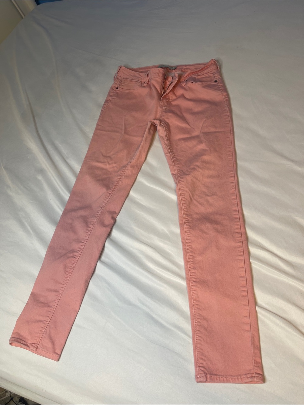 Women’s Slim Pink Skinny Jeans — Classic Five-Pocket Style